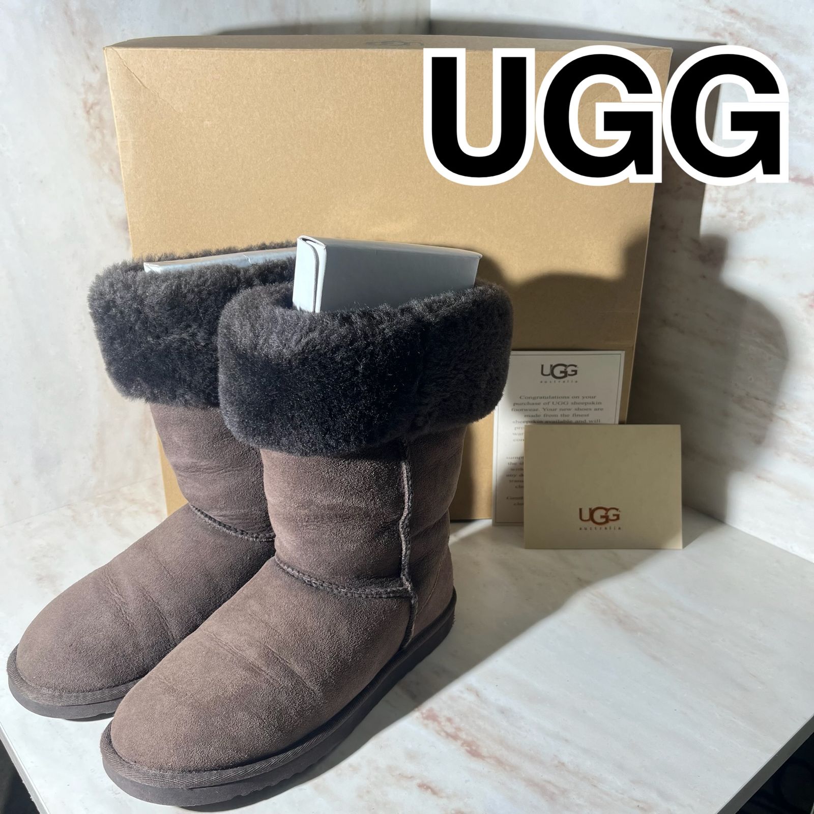 完美品】箱付き UGG アグ ミドル ブーツ もこもこ ギャランティ W7