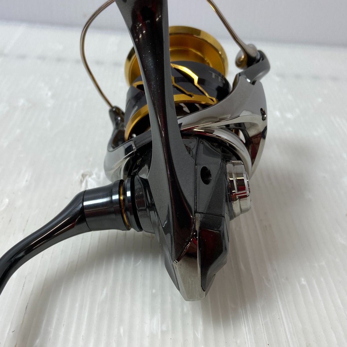 SHIMANO - ΨΨSHIMANO シマノ スピニングリール　 20ツインパワー C3000MHG　箱付 04141 シマノ ツインパワー C3000MHG (リール) 価格比較 - 価格.com
