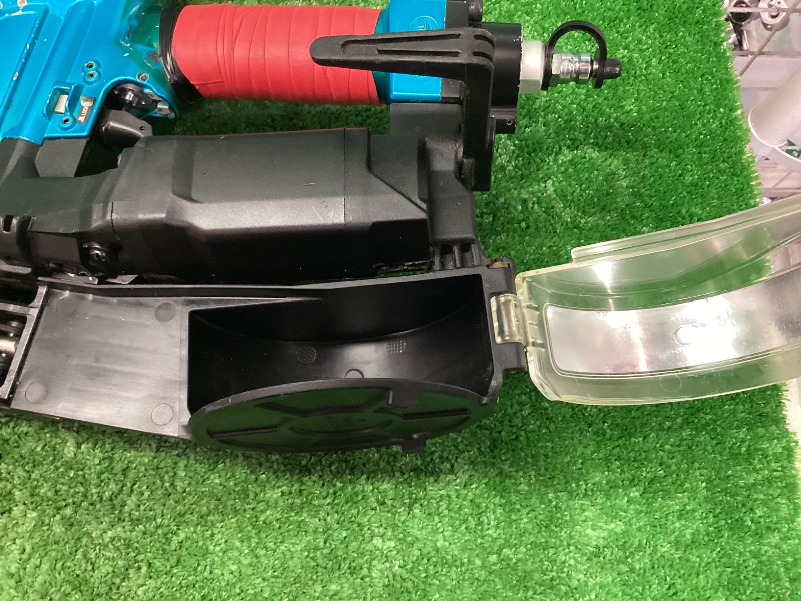 マキタ 41mm 高圧エアビス打ち機 AR412HRM 青 IT8B1G7ZT611