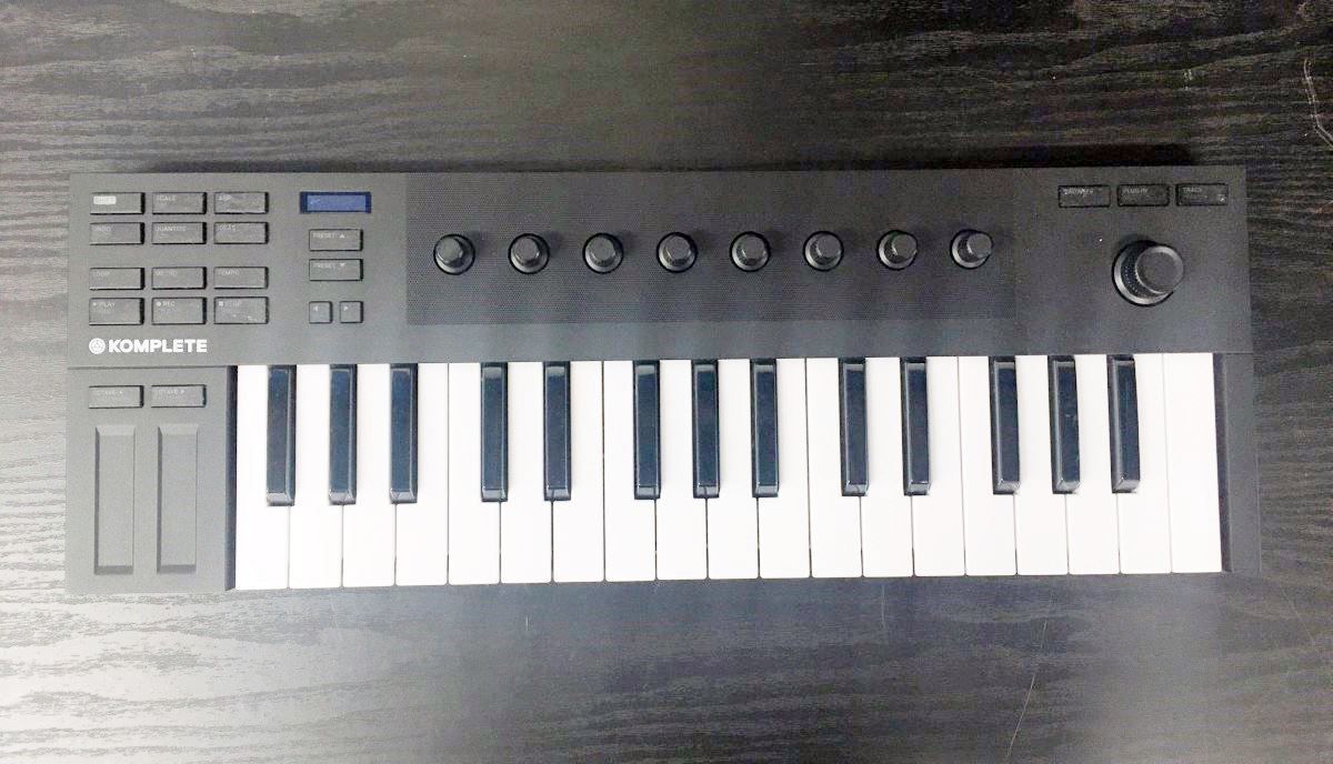 K【HY】【】Native Instruments ネイティブインストゥルメンツ USB-MIDIキーボード KOMPLETE KONTROL M32[送料無料(一部地域を除く)]HY002