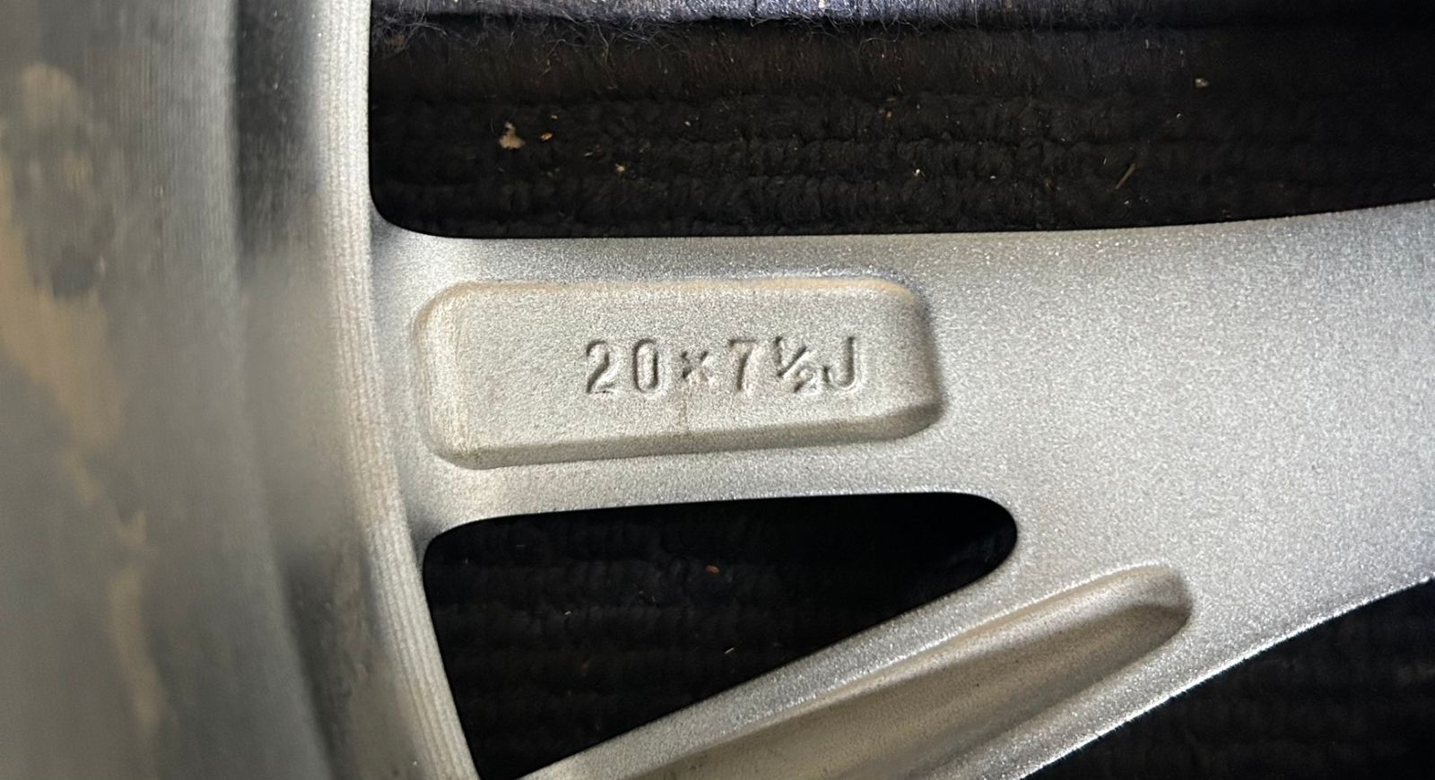 新鮮味のある LEXUS NX 純正 20インチ ホイール1本 7.5J 35 PCD114.3 ハブ径約60 No.714 セール中！