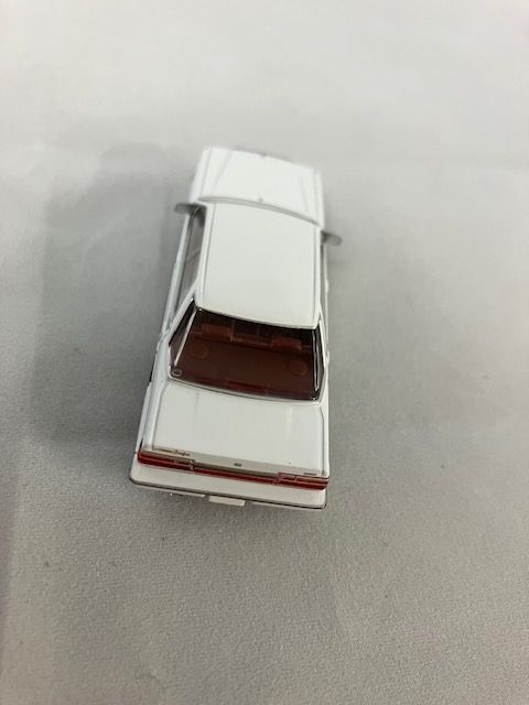 トミカリミテッド ヴィンテージネオ　グロリア V30 ターボ　ブロアム　85年式 トミカリミテッド ヴィンテージ ネオ ニッサン グロリア V30