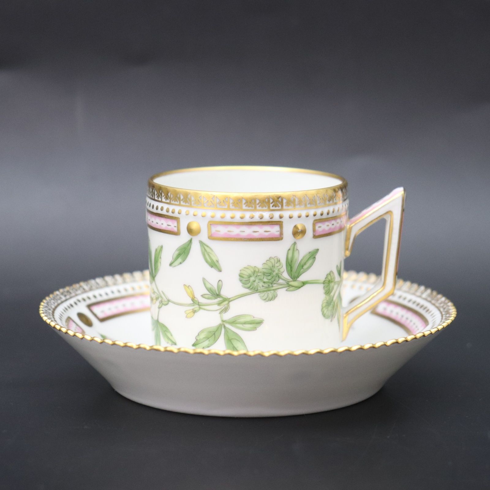 ロイヤルコペンハーゲン フローラダニカ デミタスカップ