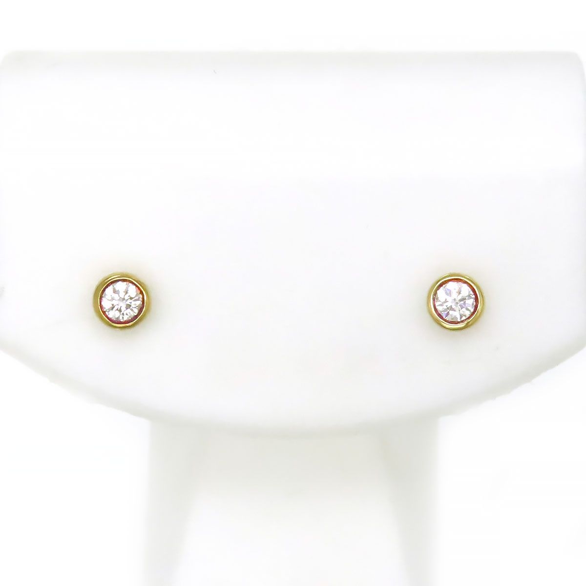 ピアス
