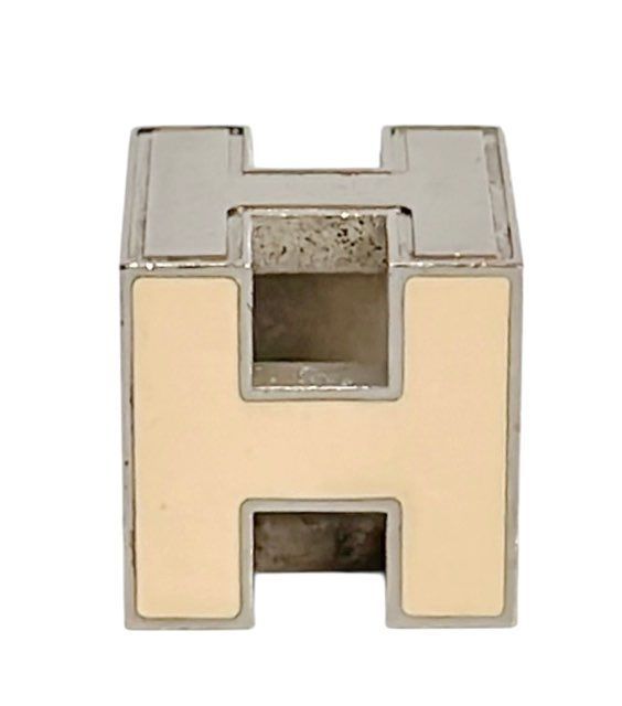 エルメス カージュドアッシュ ペンダントトップ シルバー アイボリー