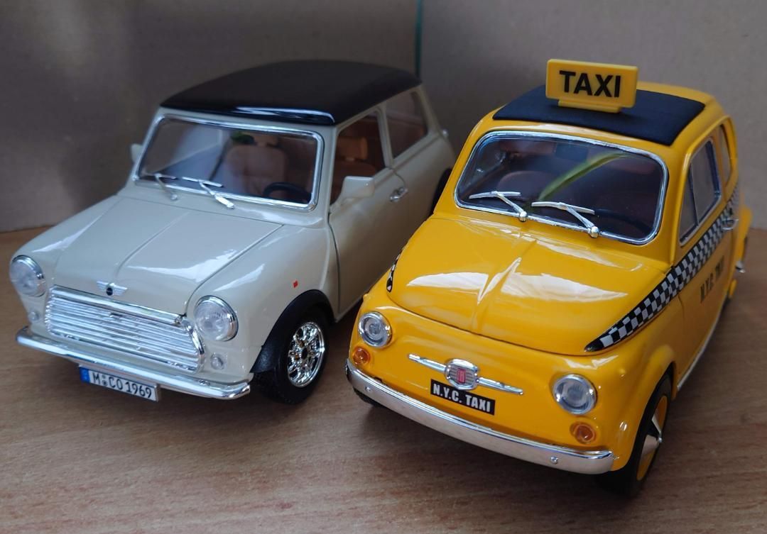 1/18 ミニクーパー Mini Cooper 1969 ダイキャスト製ブラーゴ - メルカリ