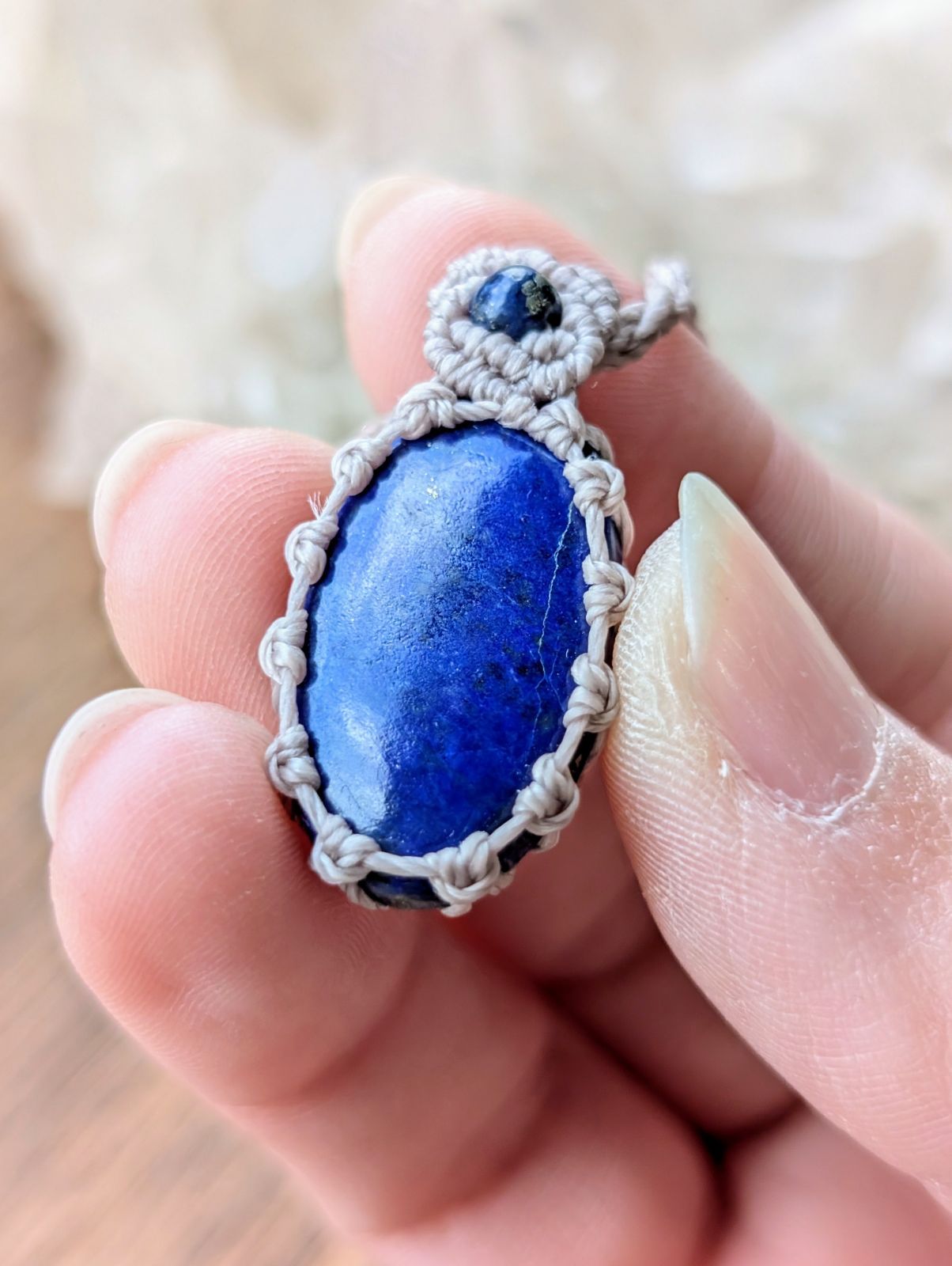 マクラメネックレス(ラピスラズリ)