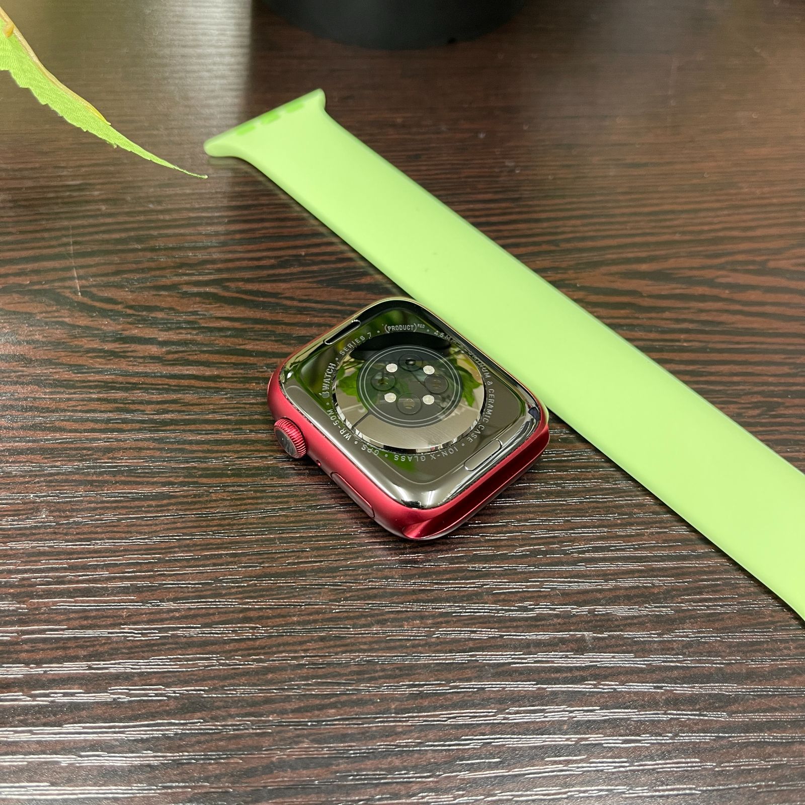 Apple Watch Series 7 45mm GPS レッド Aランク - メルカリ