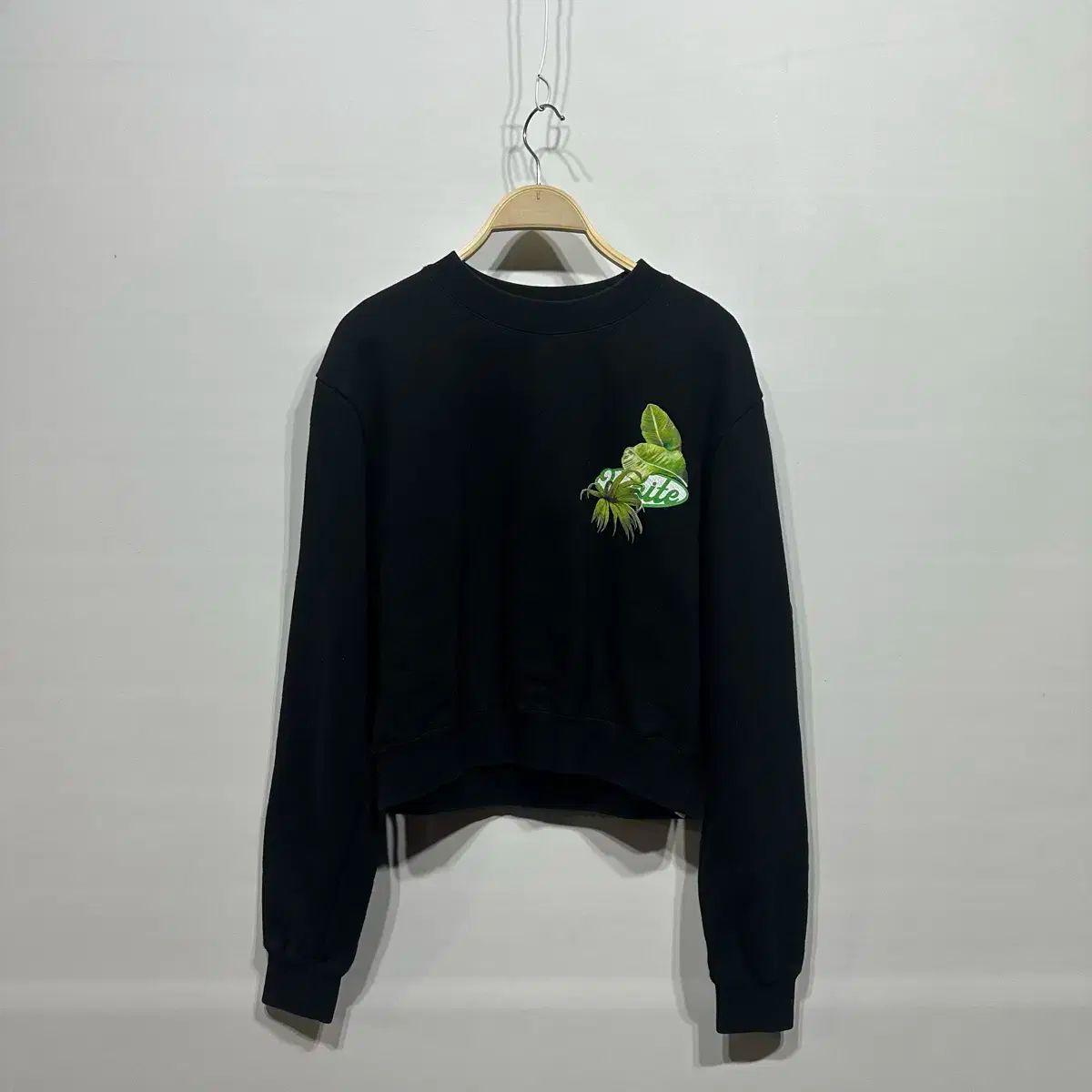 正規品 オフホワイト クロップドパーカー