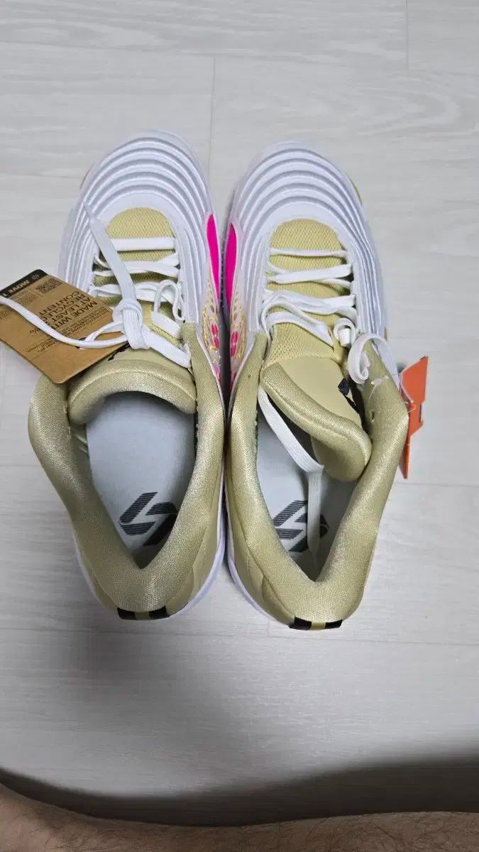 ナイキ ジョーダン ルカ3 SE PF 320 mm