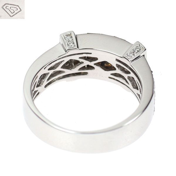 レ・エッセンシャル K18WG ダイヤモンド リング 1.00ct D0.10ct