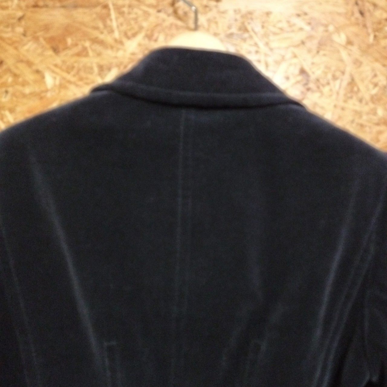 HUGO BOSS シングルテーラードジャケット 裏地レッド 黒/XW254 HUGO BOSS シングルテーラードジャケット 裏地レッド 黒/XW254