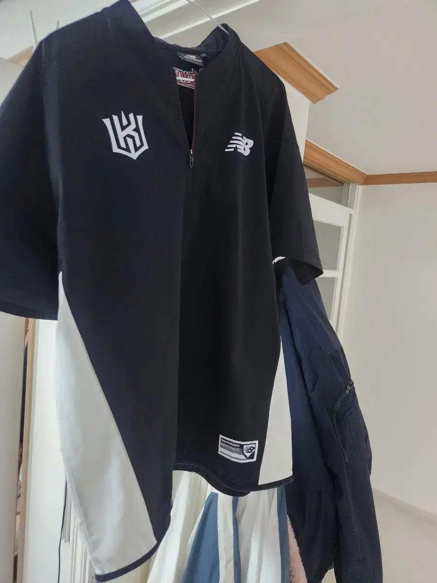 KT ウィズ WIZ ハーフジップ プルオーバー 半袖 New Balance ニューバランス