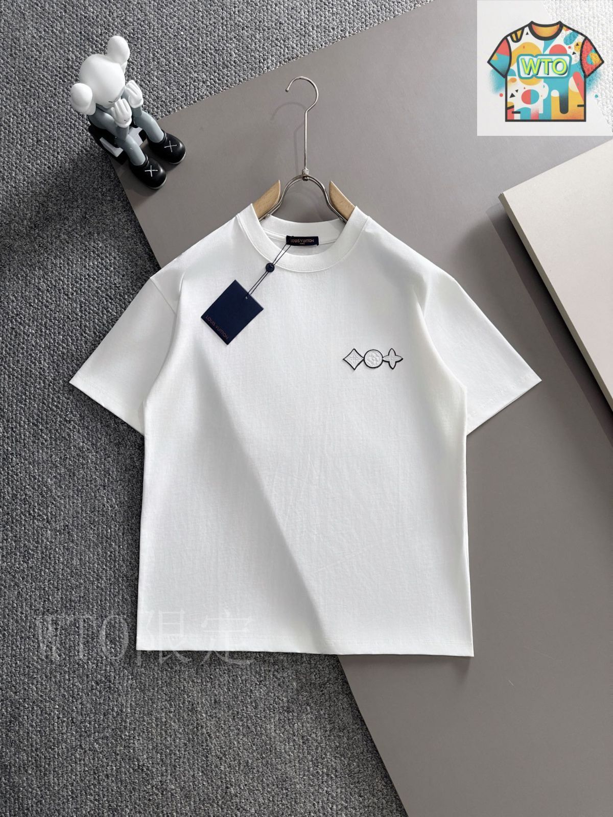 今日 LOUIS VUITTON 2025 春夏 T シャツ-2