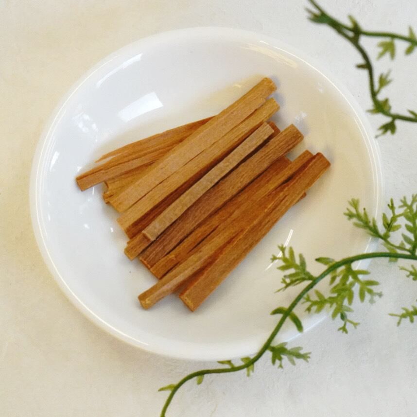 【 サンダルウッド 】ビャクダン 白檀 スティック 香木 ハーブ アロマ 浄化 瞑想 お香 天然 高品質 無農薬 デトックス おうち時間