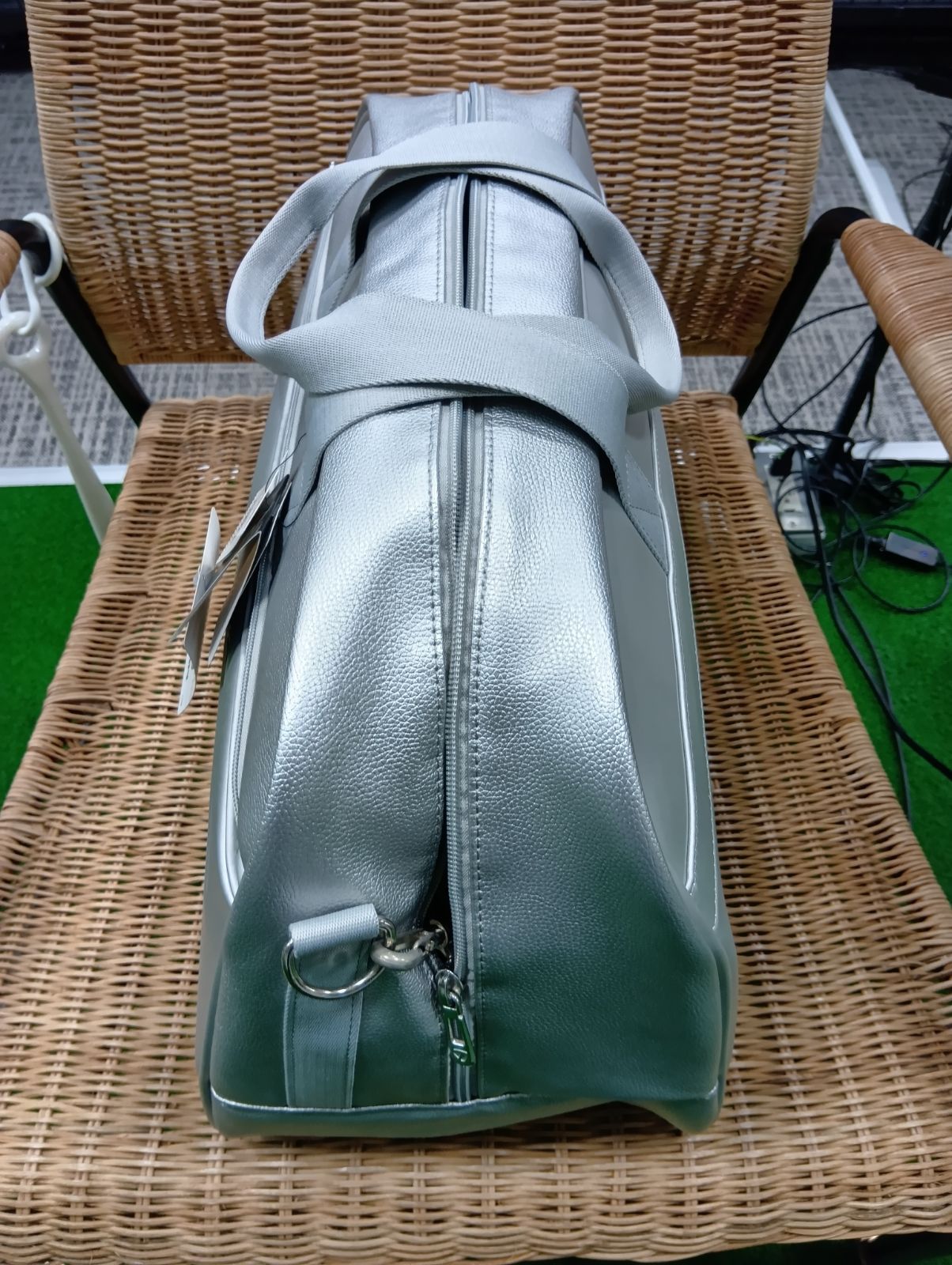  TaylorMade テーラーメイド日本 スポーツモダン ボストンバッグ TJ102 浦安店 リカバリー用品 ゴルフバッグ キャディバッグ ゴルフ