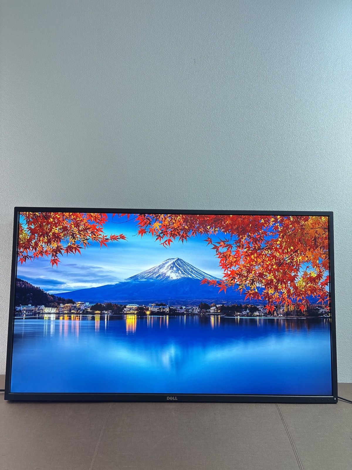 DELL 4Kマルチ43型モニター P4317Q