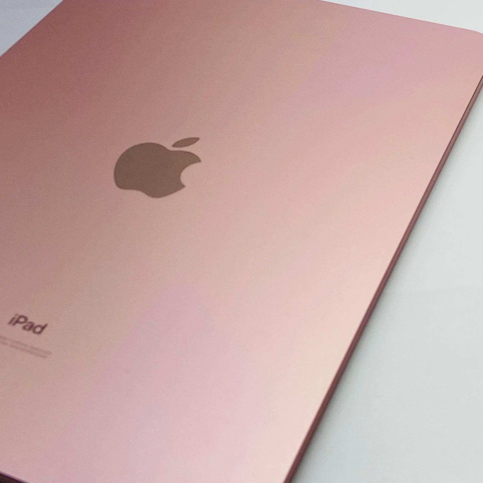 Apple iPad Air 10.9インチ 第4世代(2020) Wi-Fi 64GB MYFP2J/A