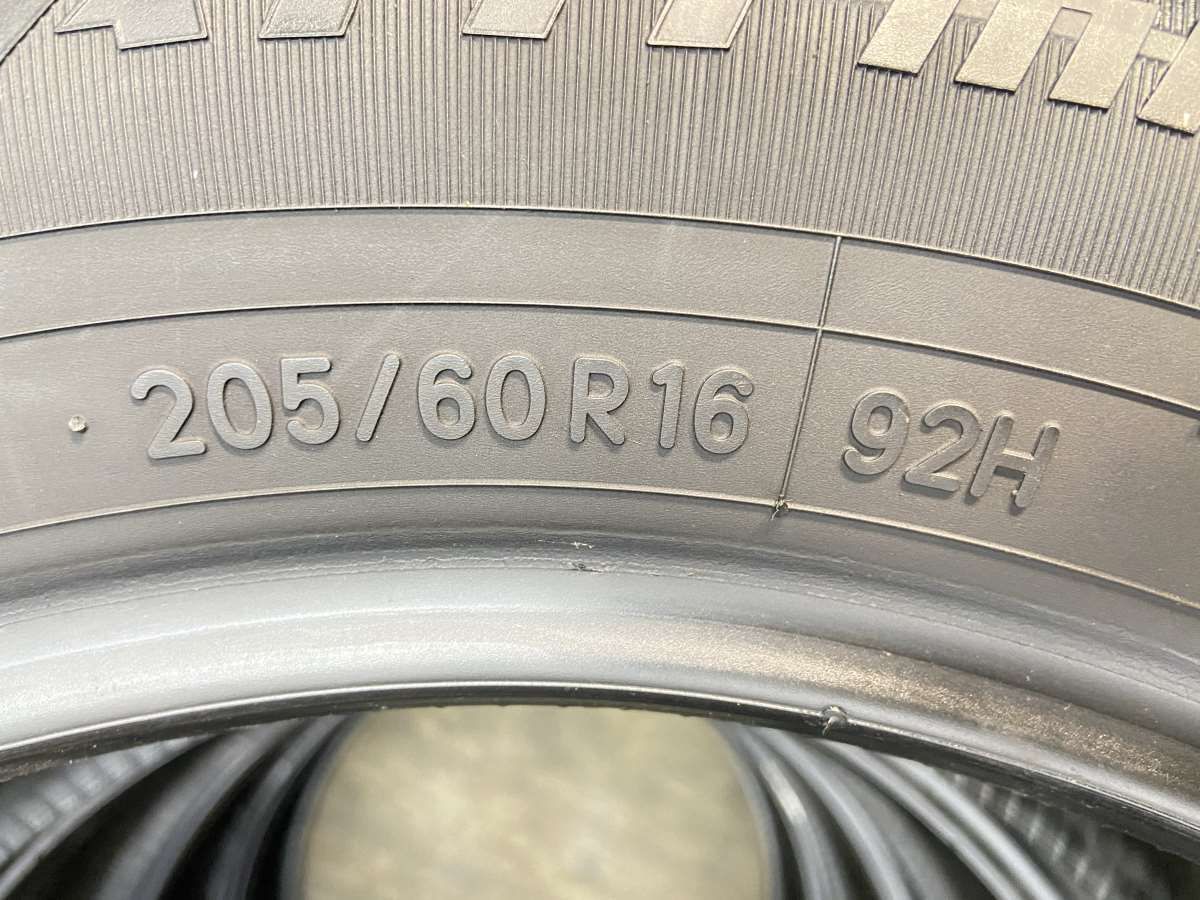 205/60R16 nトーヨータイヤ トランパス mpZ n中古タイヤ サマータイヤ