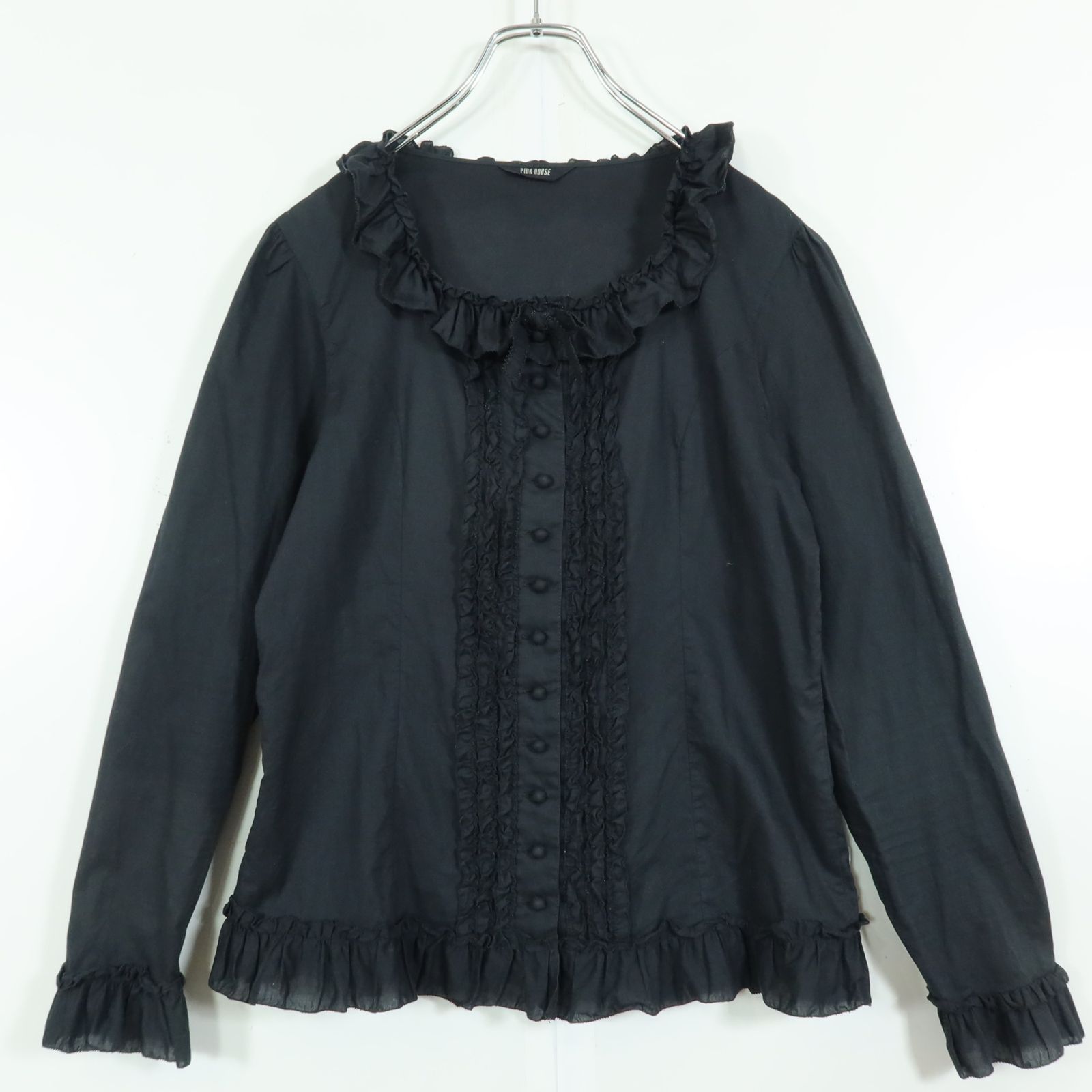 【美品】ピンクハウス フリルリボン長袖ブラウス 黒 美品】ピンクハウス☆フリル&リボン♪ローンブラウス 長袖 黒系 前開き
