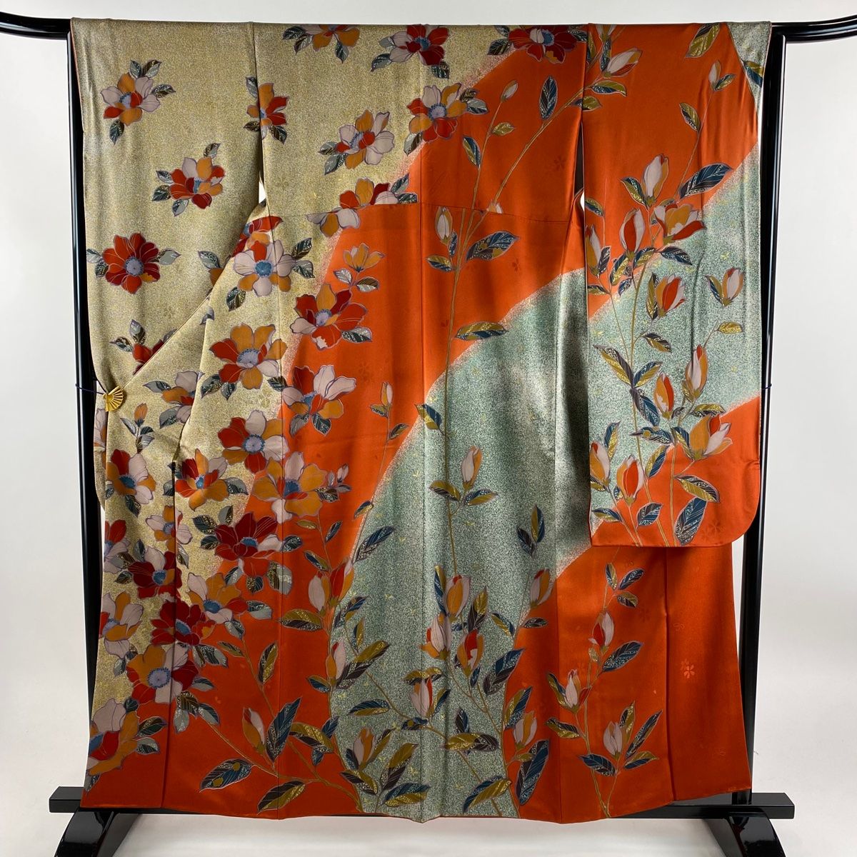 振袖 身丈160cm 裄丈64cm M 袷 草花 蝶 金彩 染め分け 薄茶色 正絹 名品 【 