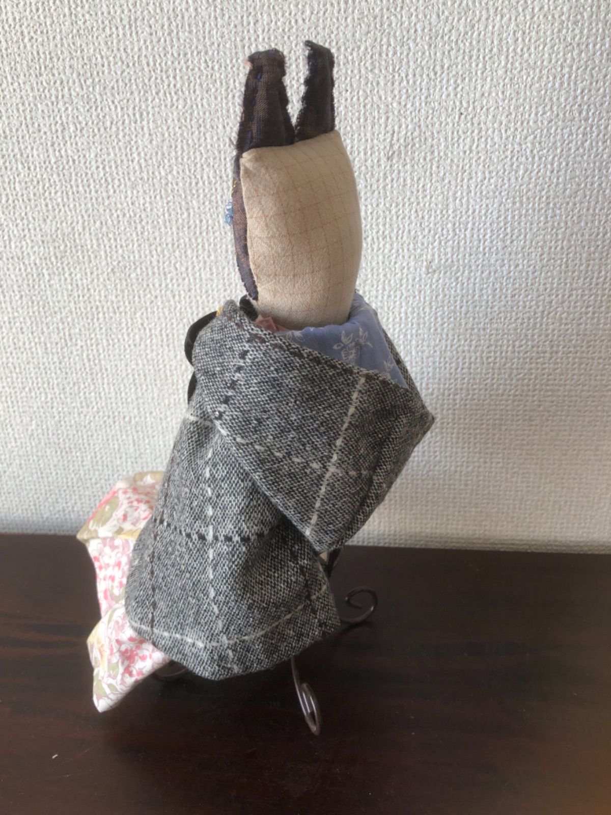 ハンドメイドにゃんこドール／マントの少女