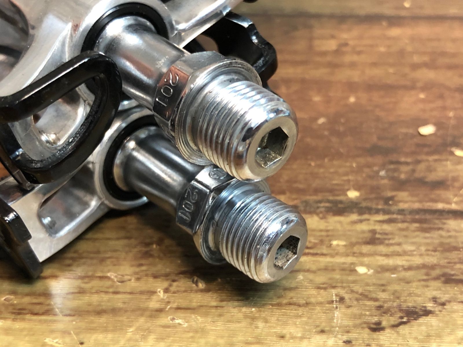 シュプリーム SUPREME