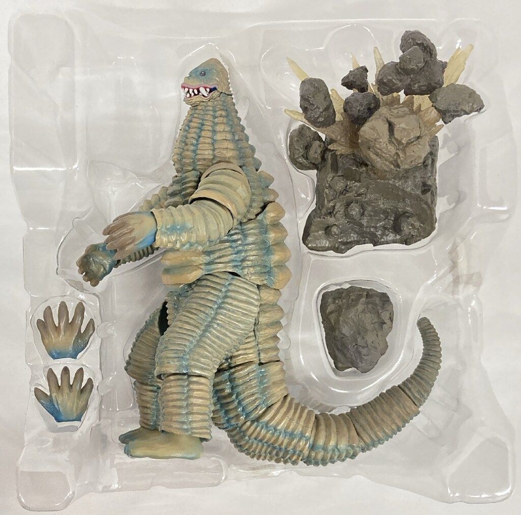バンダイ ウルトラアクト