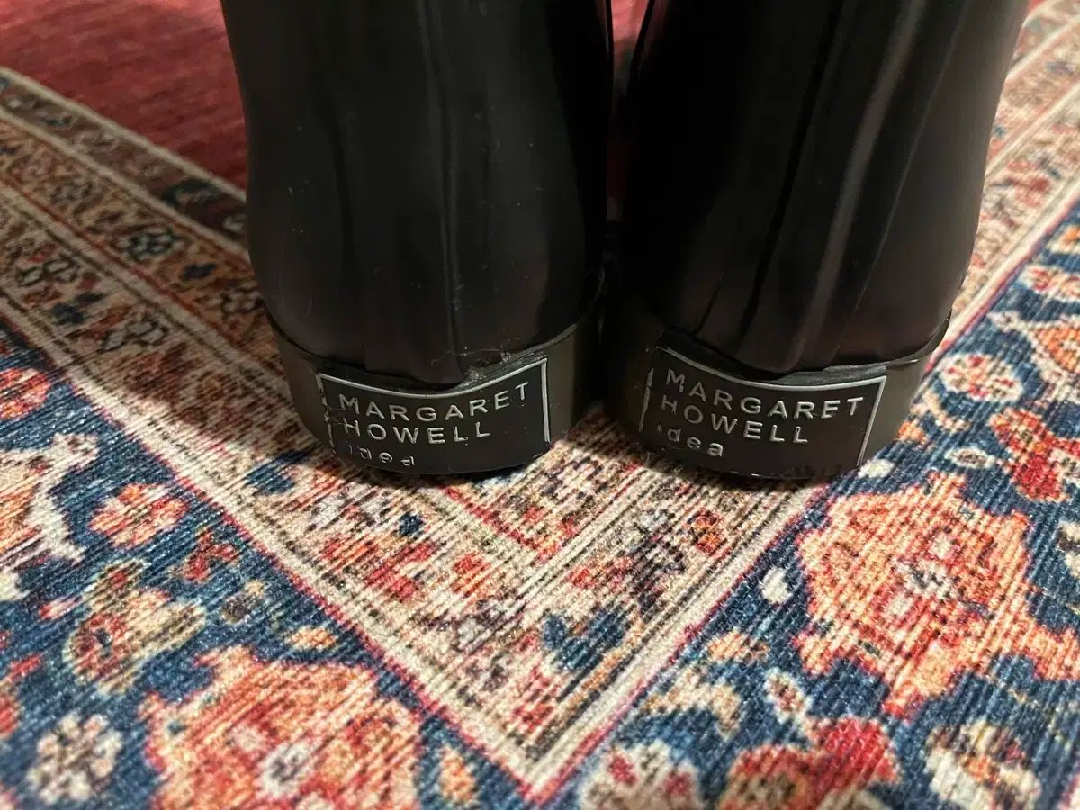 Howell マーガレットハウエル