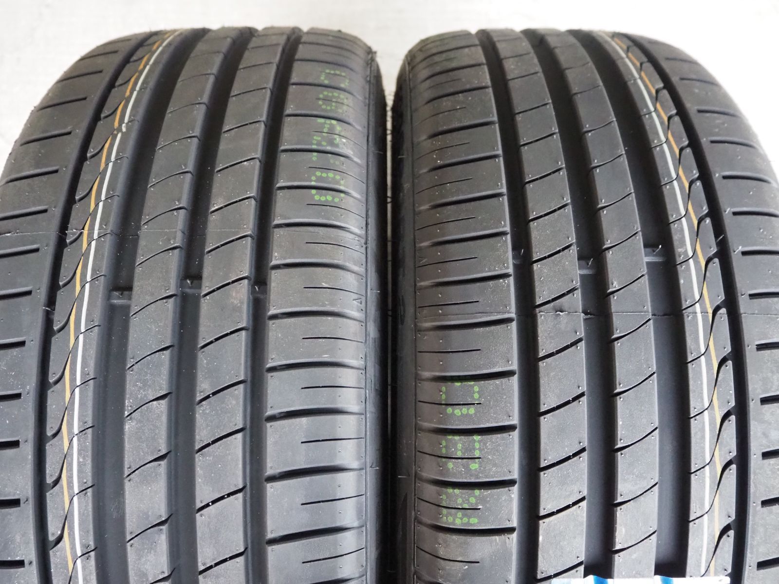 軽量 カスタムサイズ 深リム メッシュ levanna V10-EX FFT 19inch 8.5J 