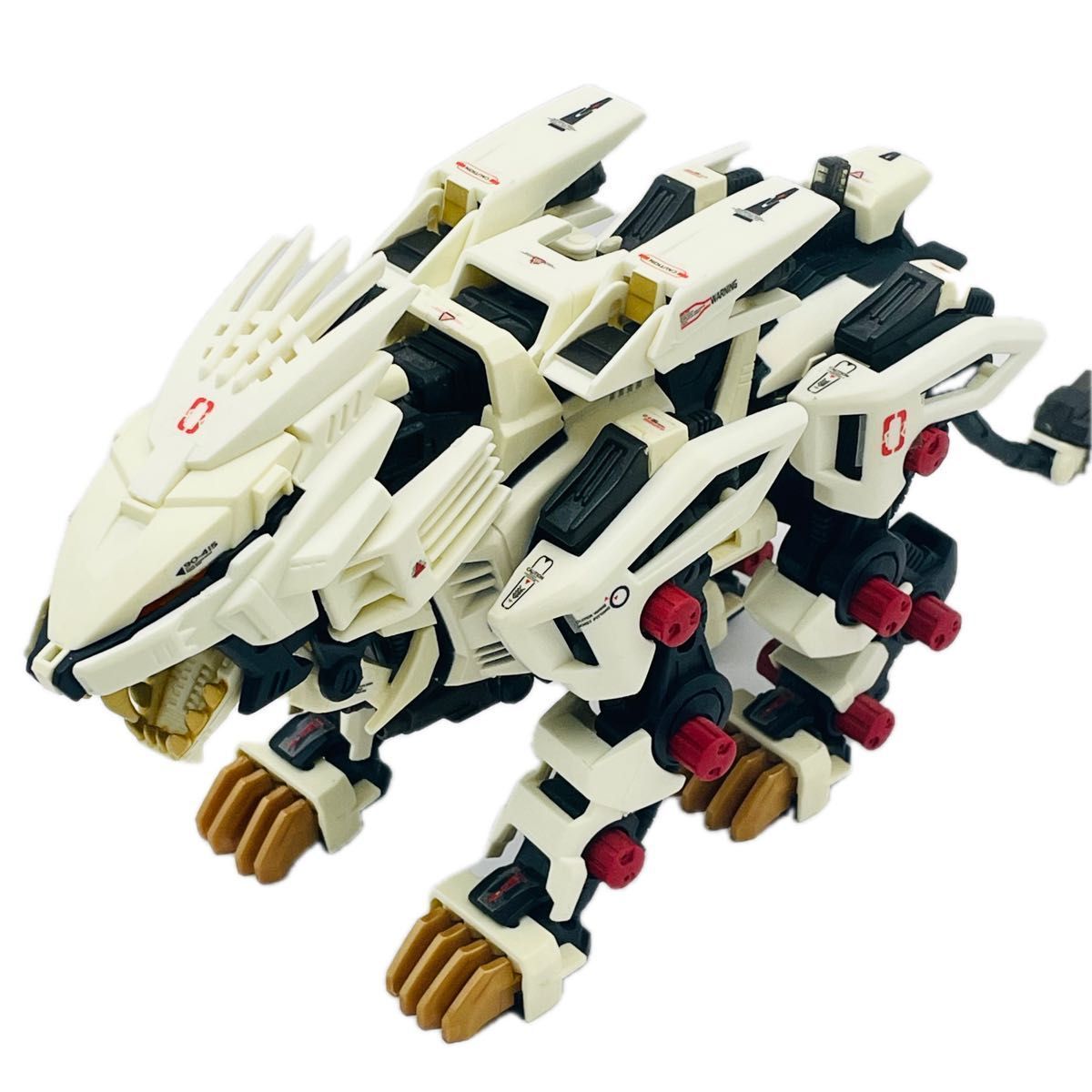 ゾイドフューザーズ FZ-016 ライガーゼロファルコン ライオン/ハヤブサ