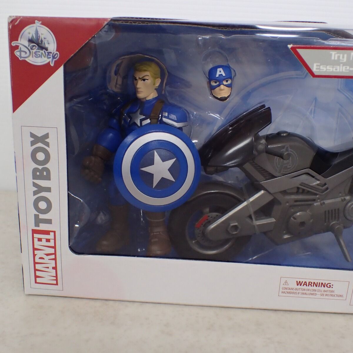 MARVEL ウィンターソルジャー/キャプテンアメリカ 限定着せ替えぬいぐるみ キャプテン・アメリカ/ウィンター・ソルジャー」よりキャップと