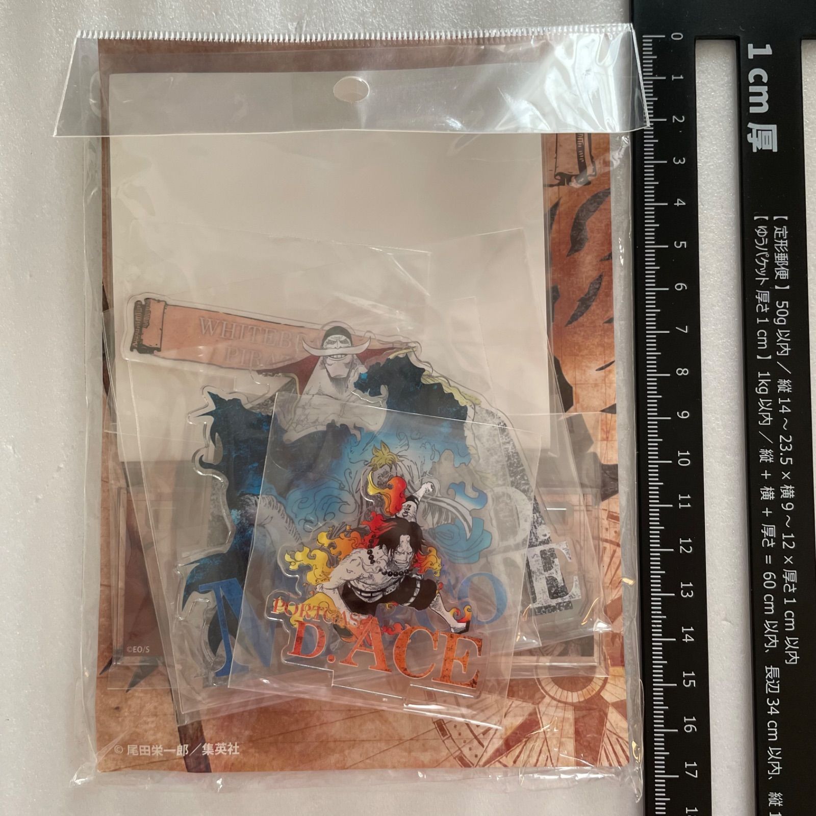 ワンピース ONE PIECE 海賊旗アクリルスタンド 白ひげ エース マルコ