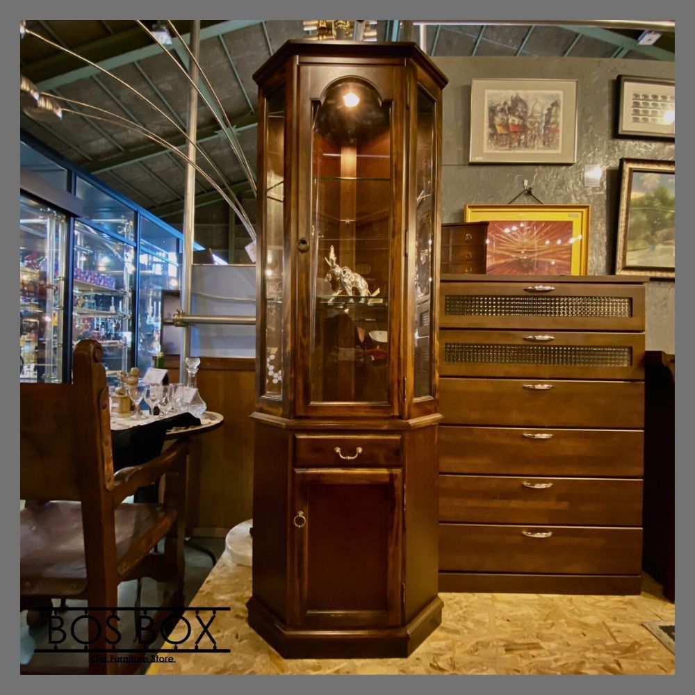 マホガニー？ダークブラウン コーナーキャビネット キュリオケース マホガニー？ダークブラウン コーナーキャビネット キュリオケース