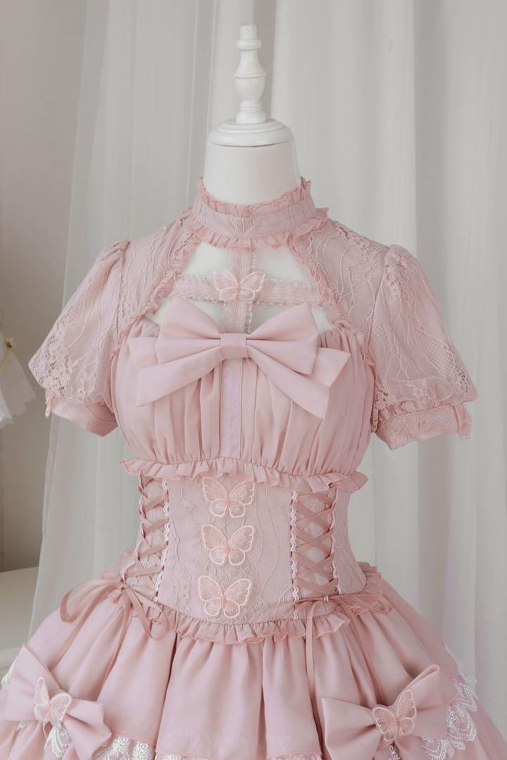 大きなリボンがポイント キュートなロリータワンピース