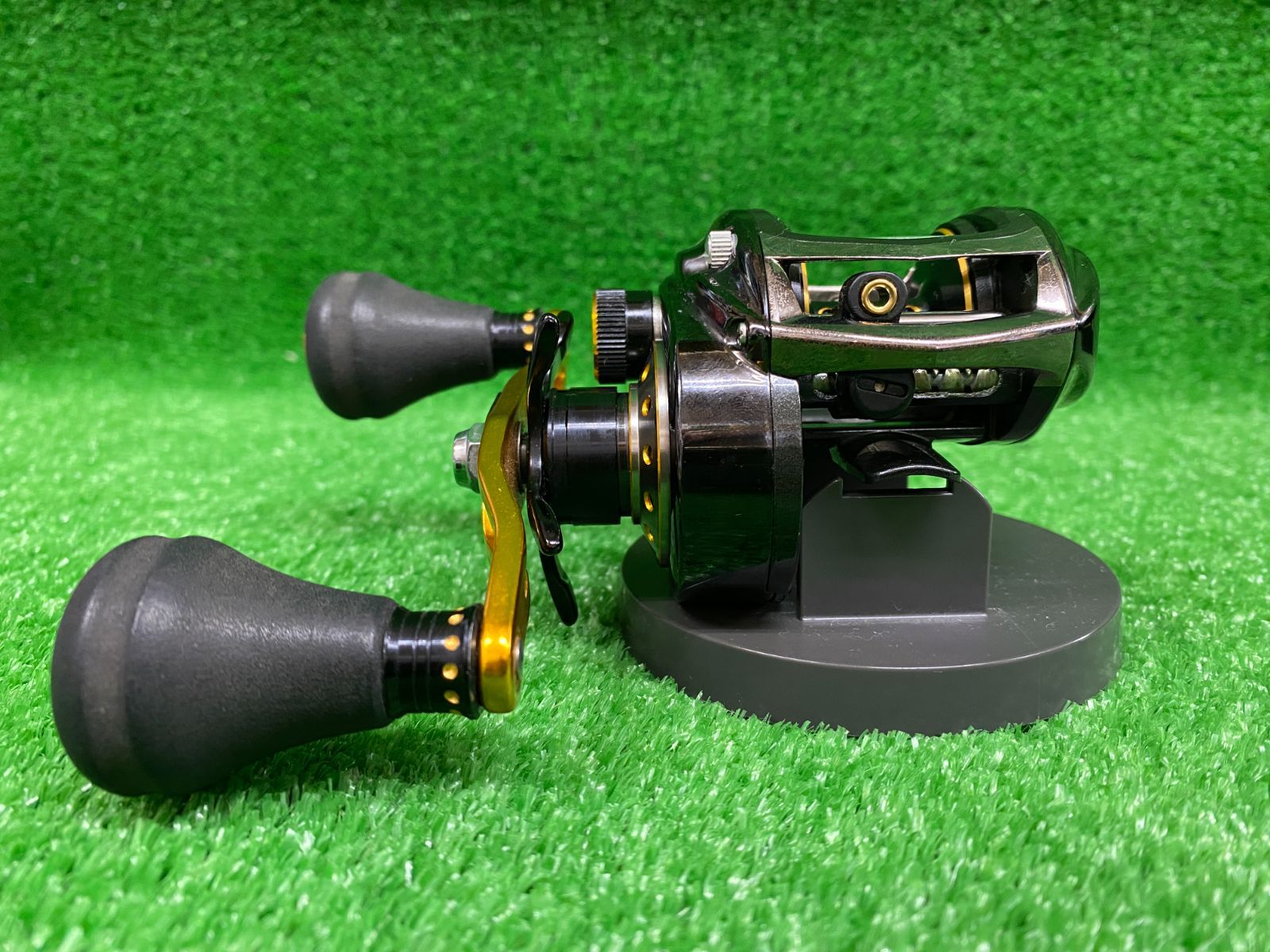 レボ Revo ビックシューター コンパクト 右 （栗東店 併売） 中古品