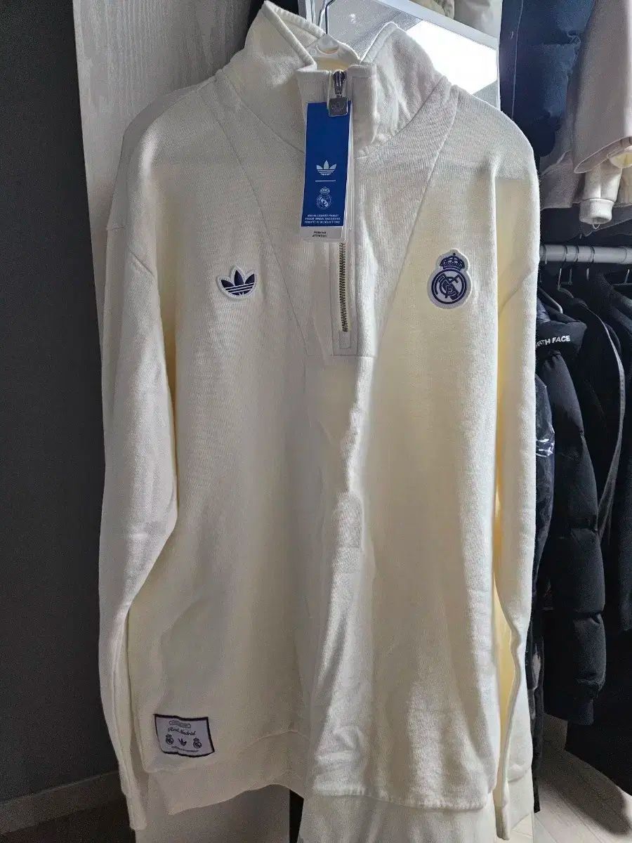 アディダス ルマドリード ハーフジップアップ スウェット
