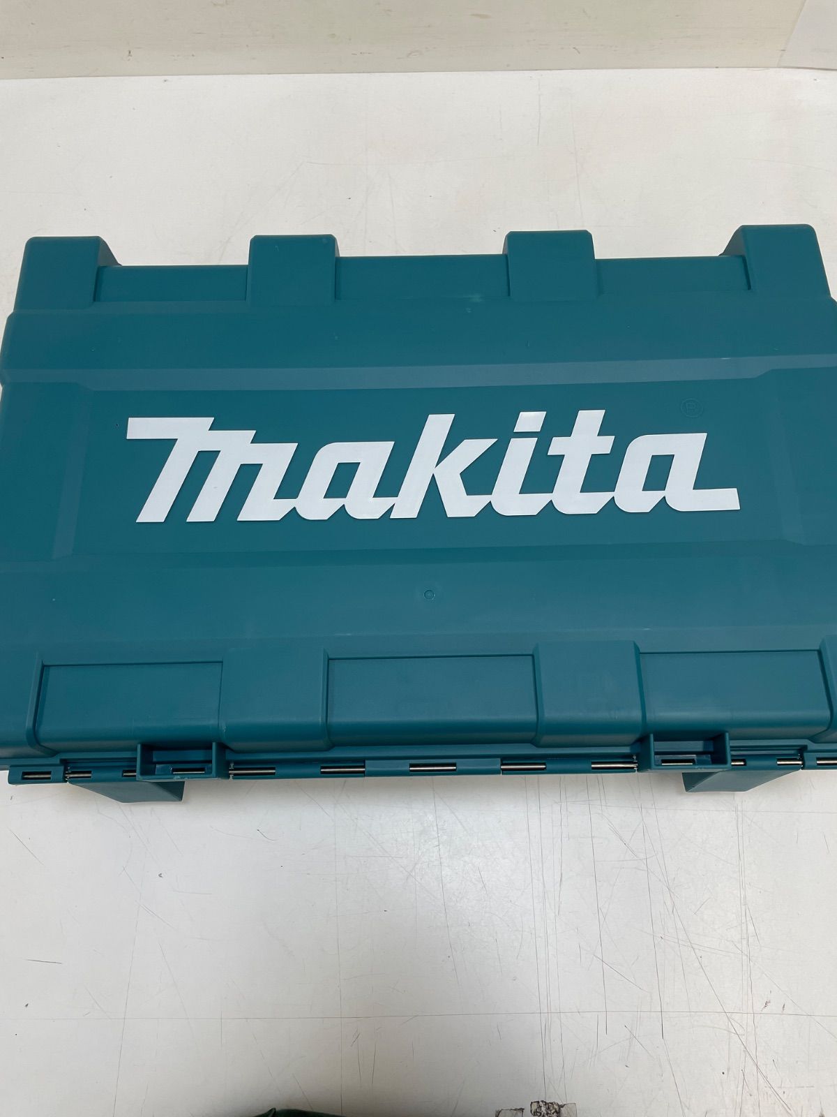 マキタ 充電式ディスクグラインダ GA017G