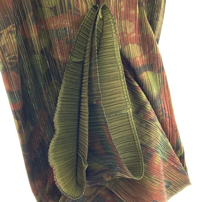 PLEATS