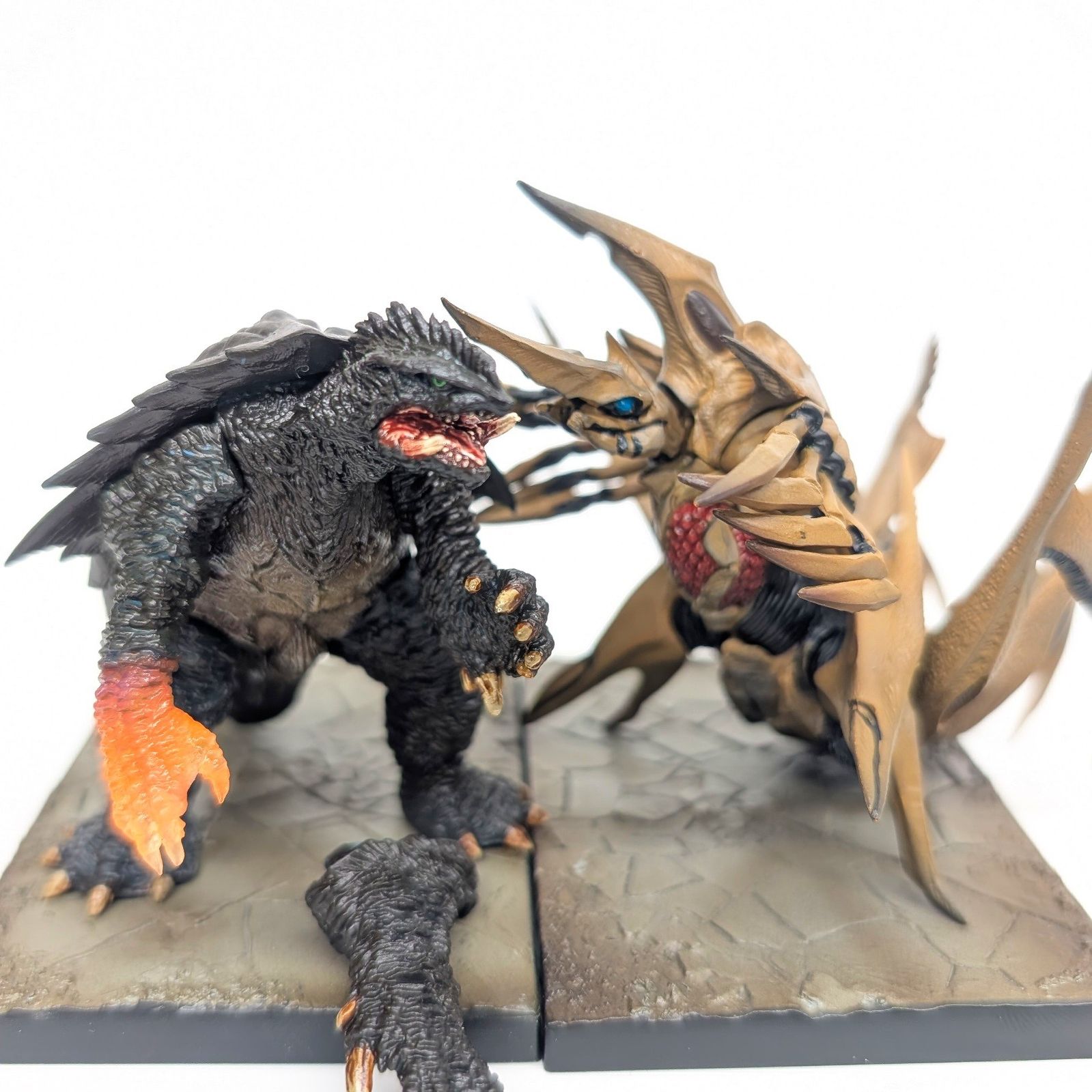 ガメラ　フィギュア　レギオン　タグなし ガメラ フィギュア レギオン タグなし Amazon | S H.MonsterArts