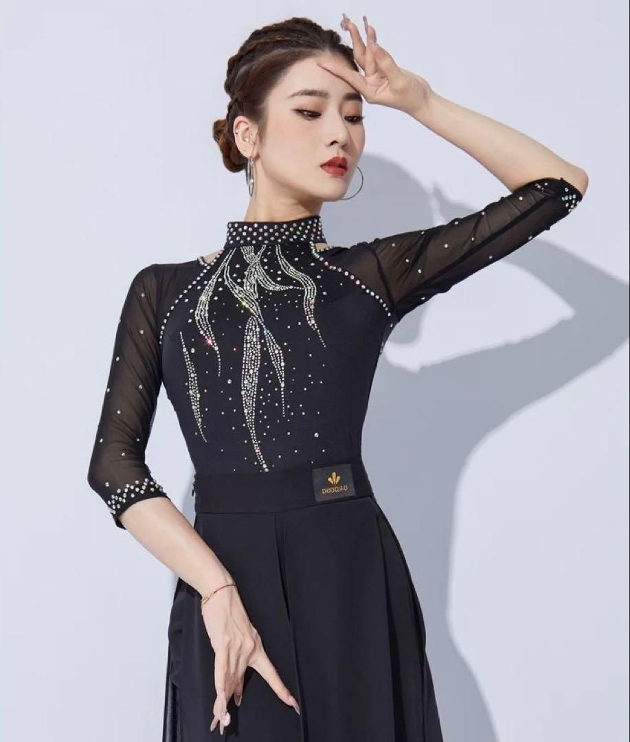 ストーン付きトップス 練習着 スタンダードにもラテンにも