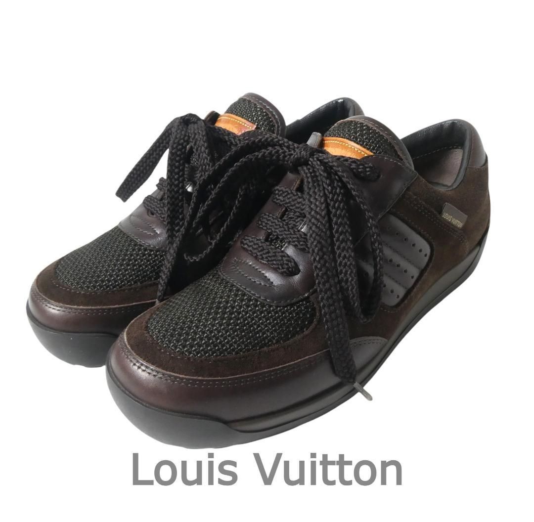 LOUIS VUITTON ルイヴィトン GO0063 スニーカー ロゴプレート レース 