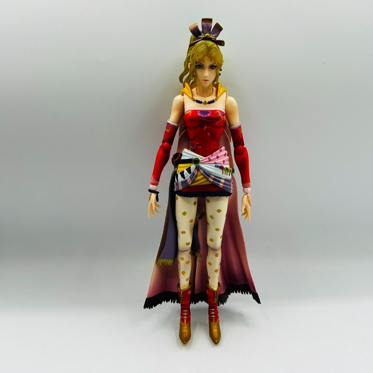 PLAY ARTS 改 FF DISSIDIA ティナ・ブランフォード フィギュア