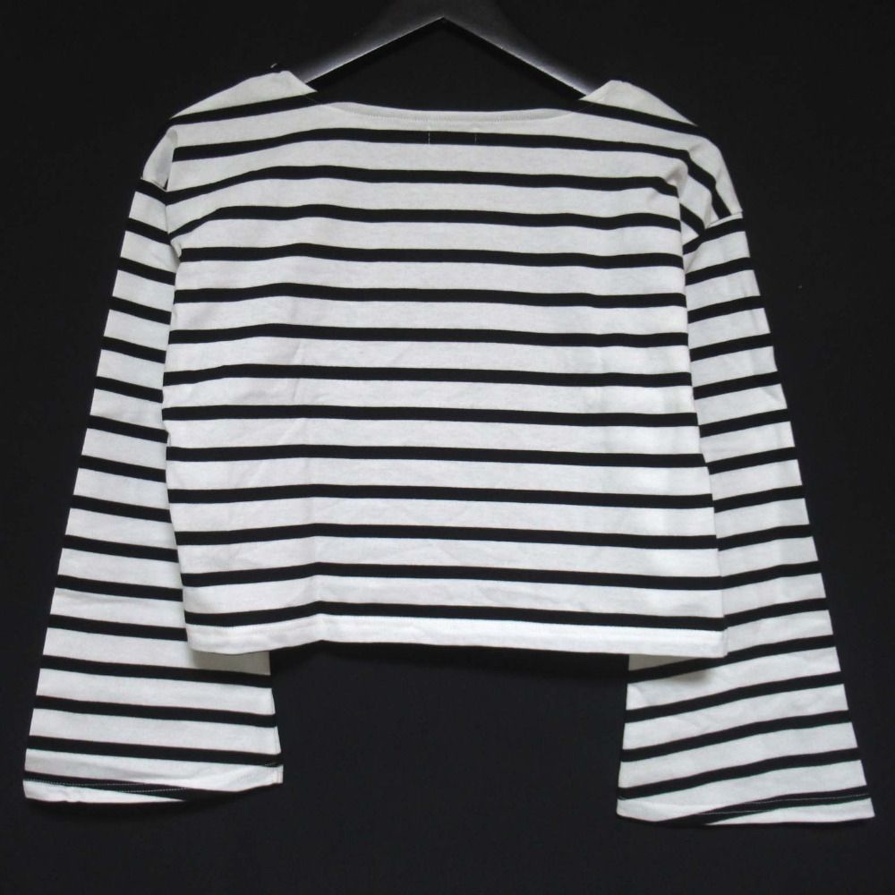 美品 23AW Cygne シーニュ ボーダートップス 長袖 ショート丈　S相当 美品 23AW Cygne シーニュ ボーダートップス 長袖 ショート丈 S