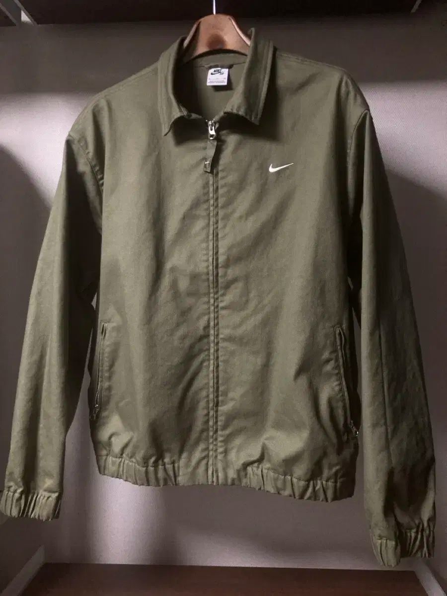 XL Nike ナイキ SB 軽量 スケートボード ジャケット ミディアム オリーブ ー アジア