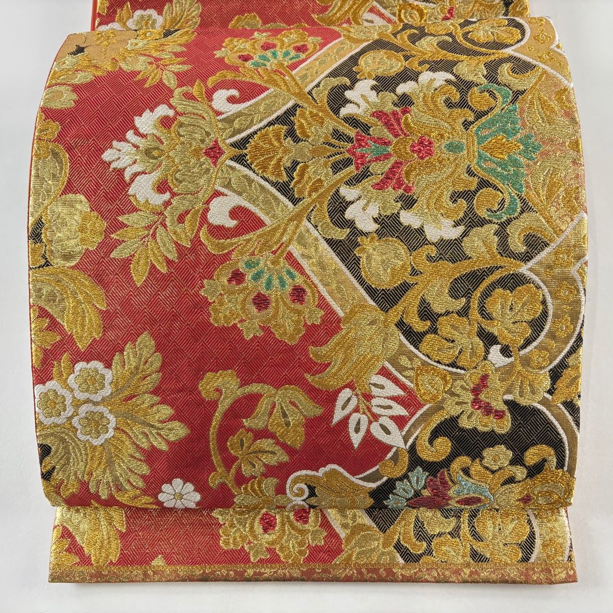 袋帯 美品 秀品 振袖向き 桜 草花 金糸 箔 金色 六通 正絹