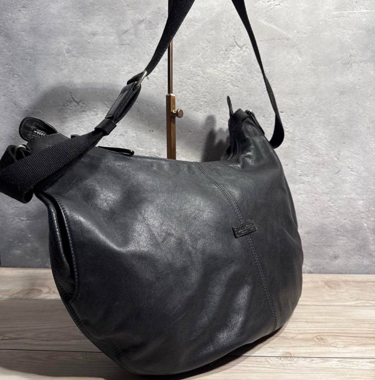 Daniel&Bob ボディバッグ Daniel&Bob ダニエルアンドボブ ハーフムーン