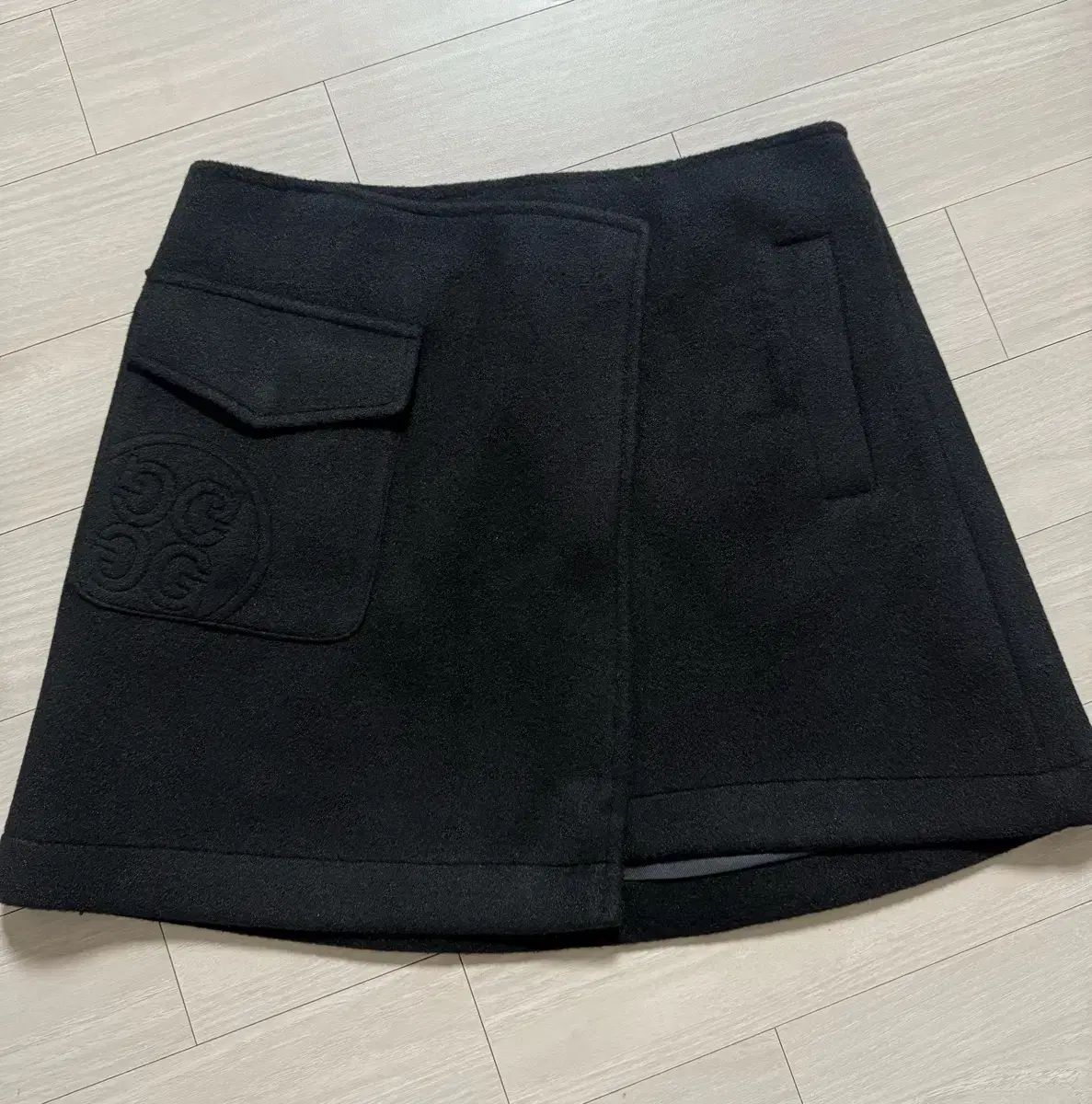 G/FORE(ジーフォア) ゴルフ スカート ジッポソックス