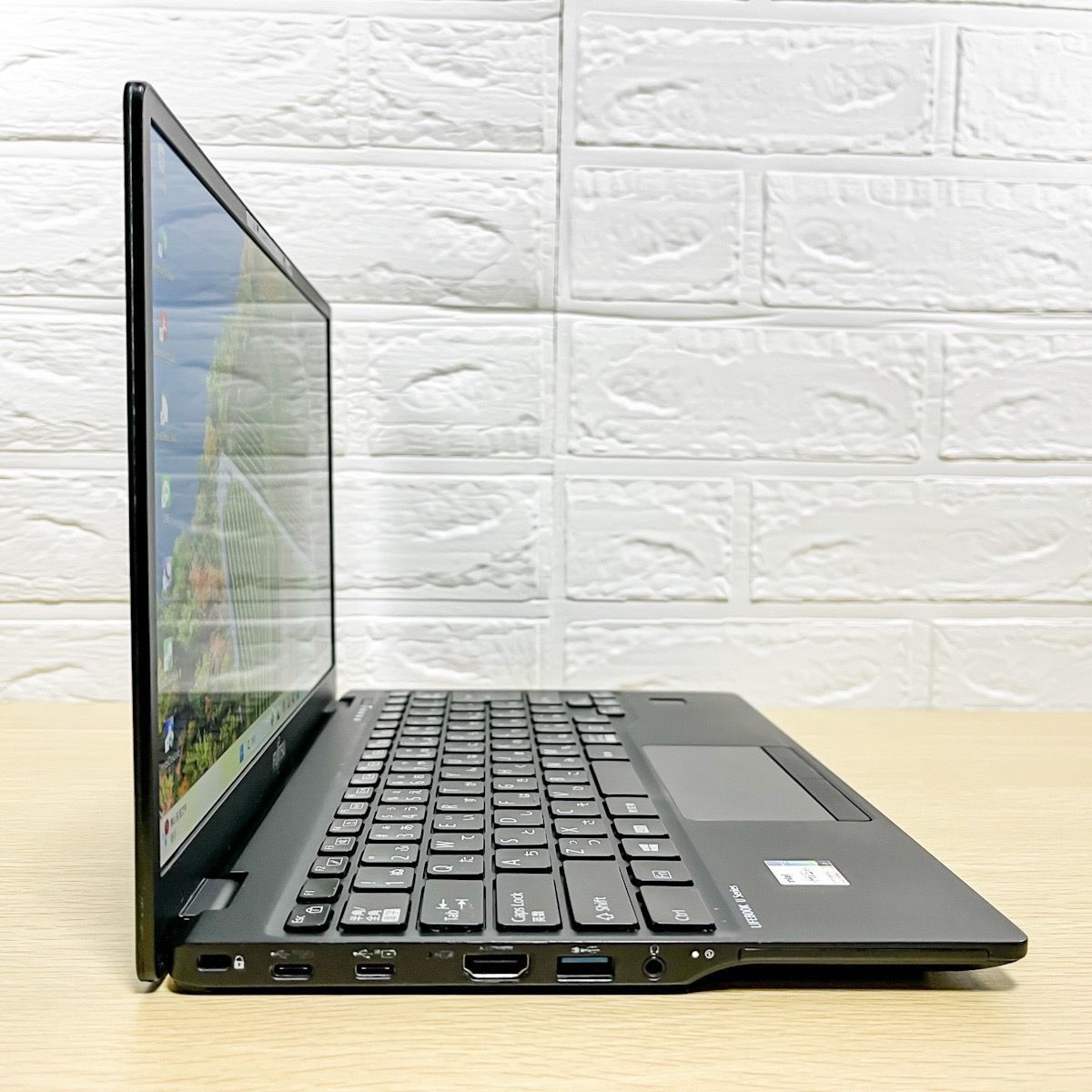 重さ約840g】富士通 Fujitsu LIFEBOOK U9311/F 第11世代 Core i5