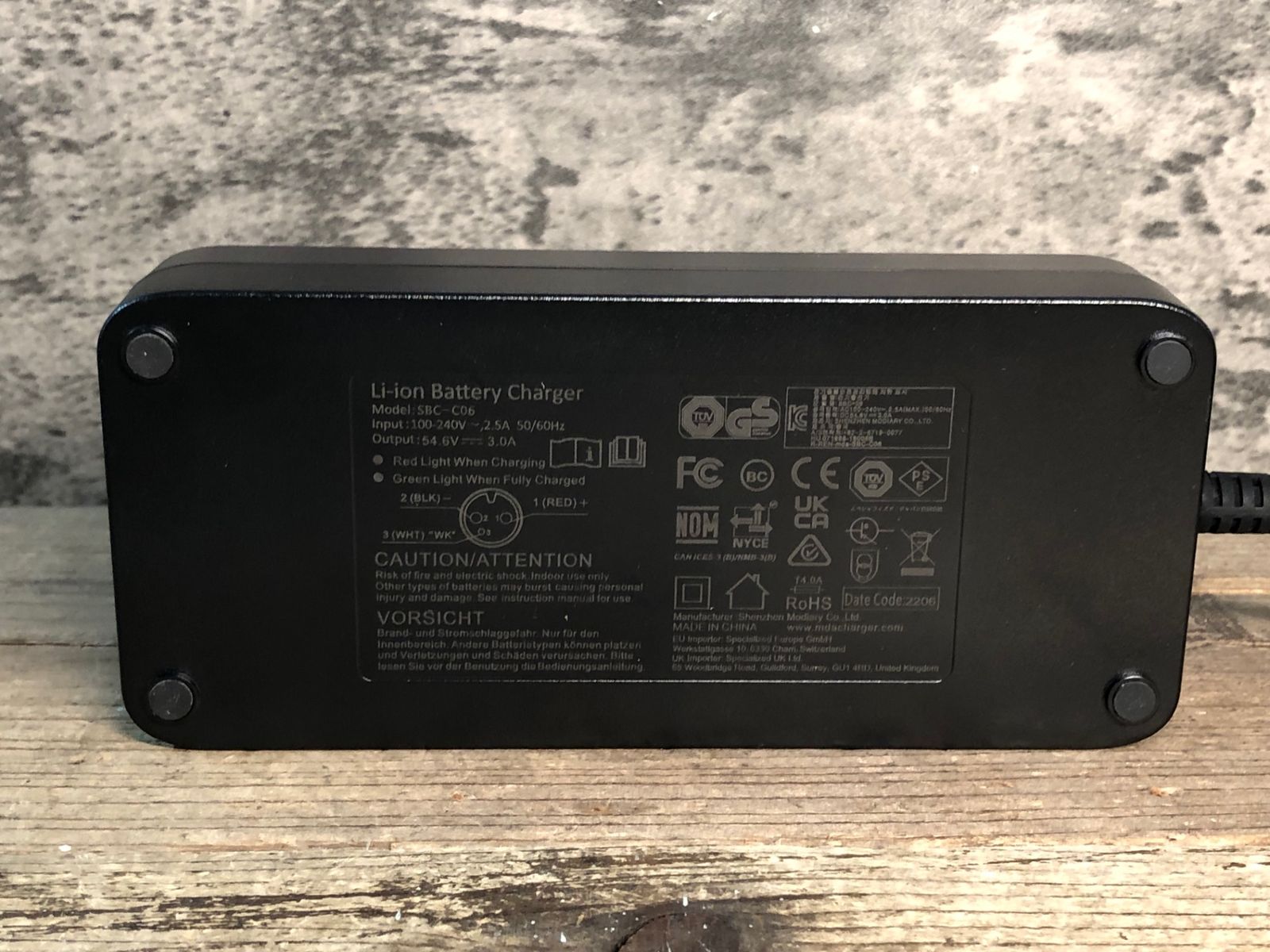 JK617 スペシャライズド SPECIALIZED SL BATTERY CHARGER 充電器 接続 済み